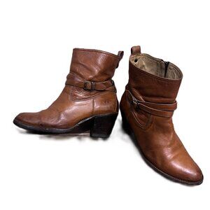 FRYE Sz 7 Jackie Rivet Cognac Brown Leather Ankle Boots Booties Buckle Western
